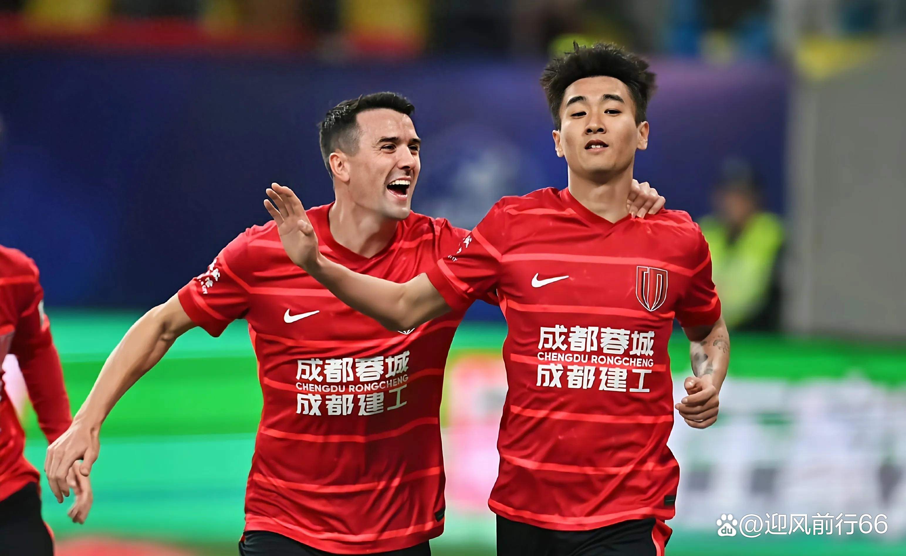 爱游戏平台下载关于足总杯冲刺阶段走向成谜，成都蓉城迎来里程碑，赛场秩序良好，轮换策略成焦点的信息